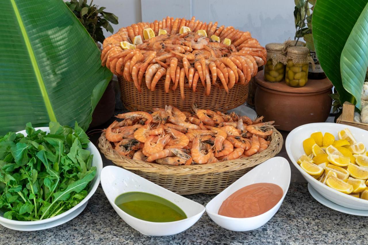 Marti Myra Hotel Tekirova Exterior foto Shrimp cocktail